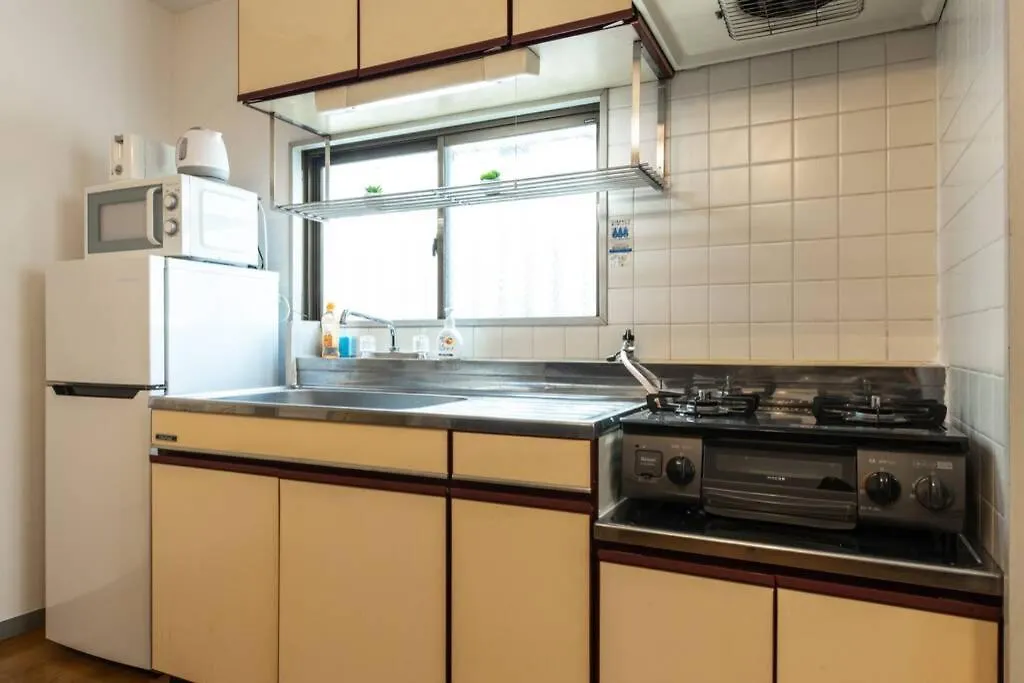 Ferienwohnung ユニオン新大阪 十三駅西中島南方駅 自転車&Wifi貸出無料 Japan