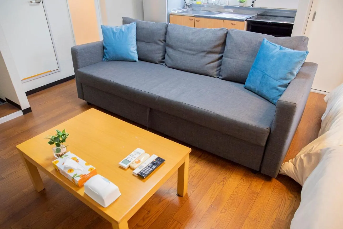 Ferienwohnung ユニオン新大阪 十三駅西中島南方駅 自転車&Wifi貸出無料 Apartment Ōsaka