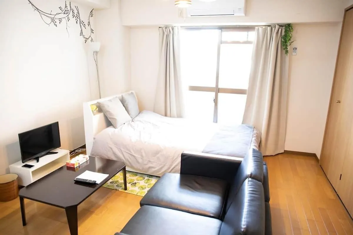 ユニオン新大阪 十三駅西中島南方駅 自転車&Wifi貸出無料 Apartment 0*, Osaka