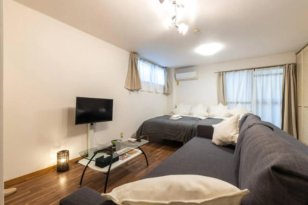 ユニオン新大阪 十三駅西中島南方駅 自転車&Wifi貸出無料 Apartment 0*, Osaka