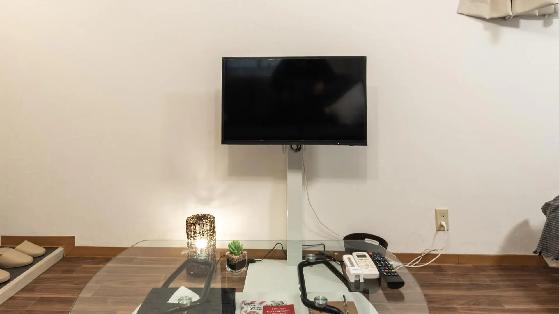 ユニオン新大阪 十三駅西中島南方駅 自転車&Wifi貸出無料 Apartment 0*, Osaka Japan